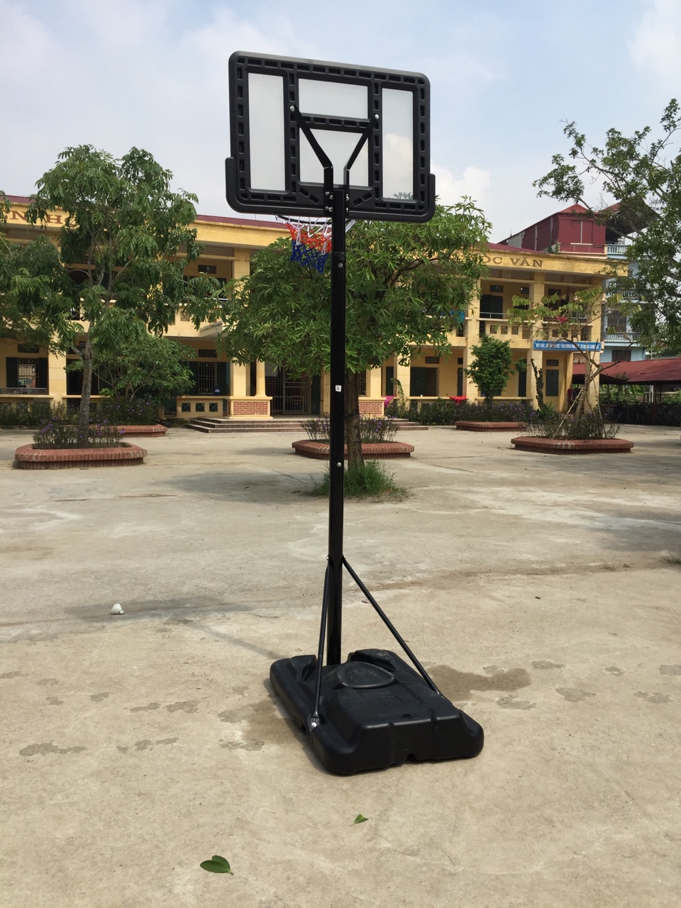 Trụ bóng rổ nhập khẩu SBA021A