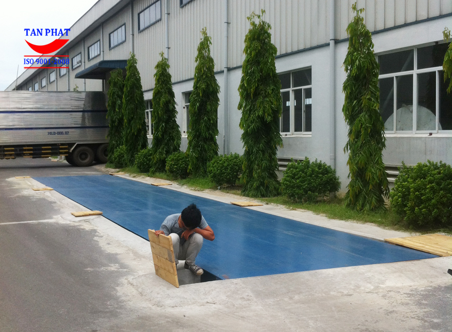 Hoàn thiện bàn giao cân 80 tấn loại 18x3m tại TP Vinh, Nghệ An