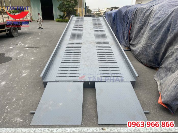 Quy trình sản xuất, lắp đặt cầu dẫn xe nâng tại Thái Bình