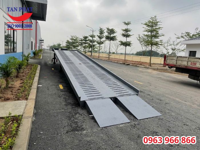 Tân Phát - đơn vị cung cấp cầu dẫn uy tín