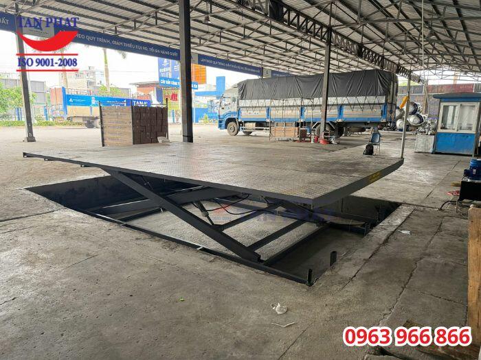 Vì sao doanh nghiệp chọn lắp đặt bàn nâng thủy lực