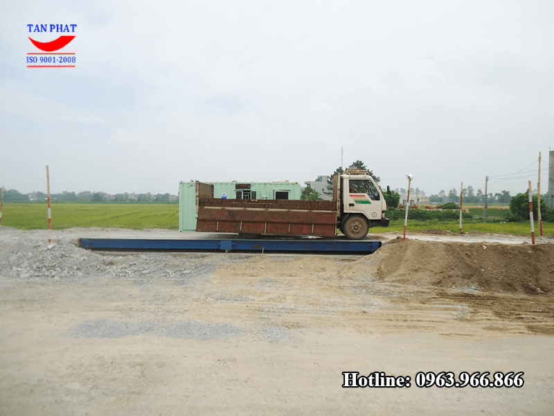 Cân ô tô điện tử 60 tấn, kích thước 12x3m Tân Phát thực hiện bàn giao tại Hà Nam
