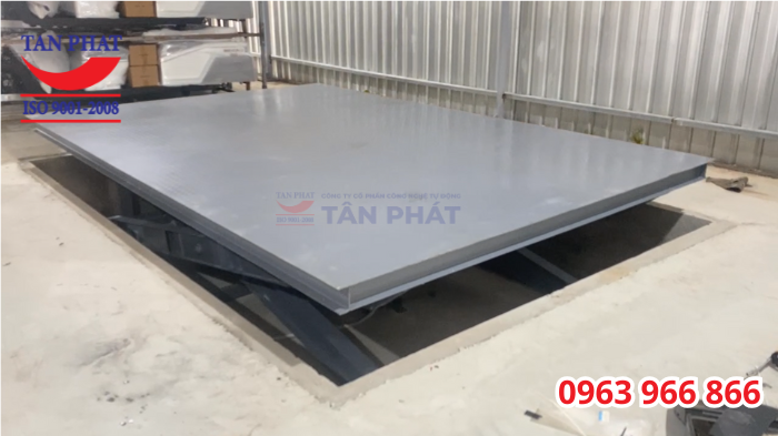 Bàn nâng thủy lực 3 tấn, được lắp đặt hoàn thiện tại KCN Đại Đồng, Bắc Ninh