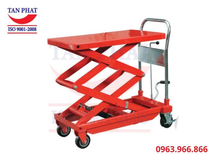 Bàn nâng 500kg có khả năng nâng hạ hàng hóa