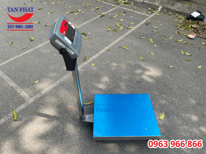 Chức năng kiểm tra tình trạng pin, thông báo khi pin đầy hoặc pin yếu