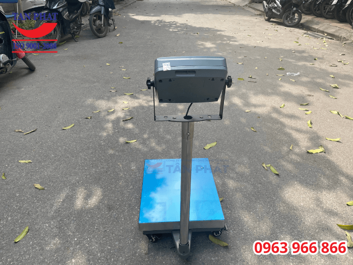 Cân có khả năng tự động tắt nguồn khi không sử dụng, giúp tiết kiệm điện năng