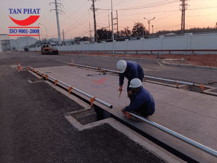 Quá trình lắp đặt bàn cân ô tô