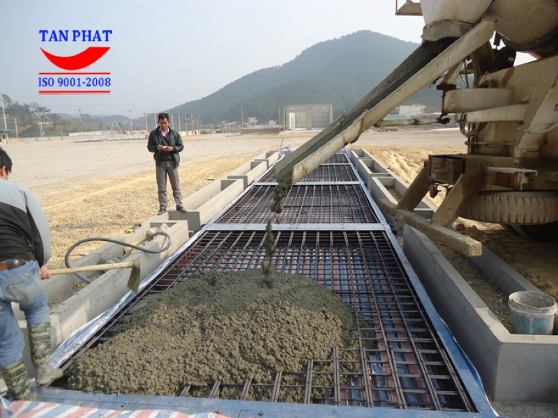 Thi công cầu cân bê tông, cân ô tô 150 tấn, kích thước 18x3m loại cầu cân thiết kế kiểu chìm, được lắp đặt tại cửa khẩu Lạng Sơn.