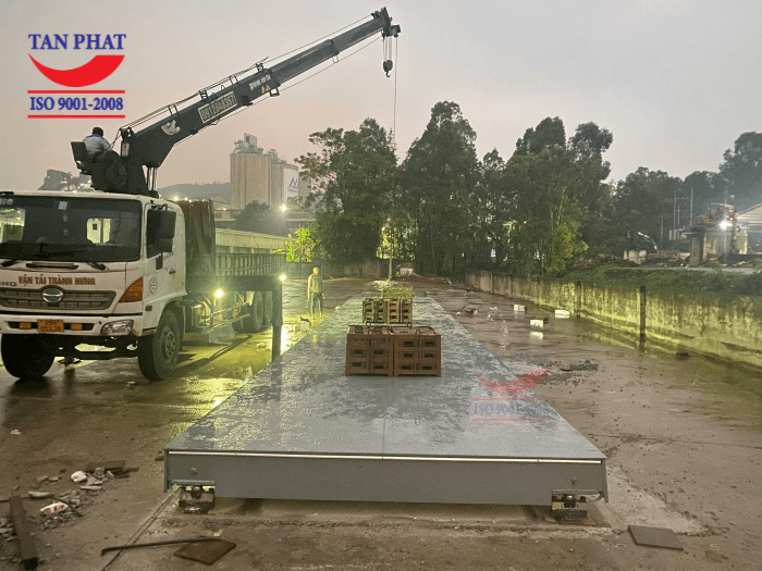 Sau khi lắp đặt hoàn thiện, Tân Phát thực hiện hạ chuẩn, hiệu chỉnh cân đảm bảo hoạt động ổn định, chính xác