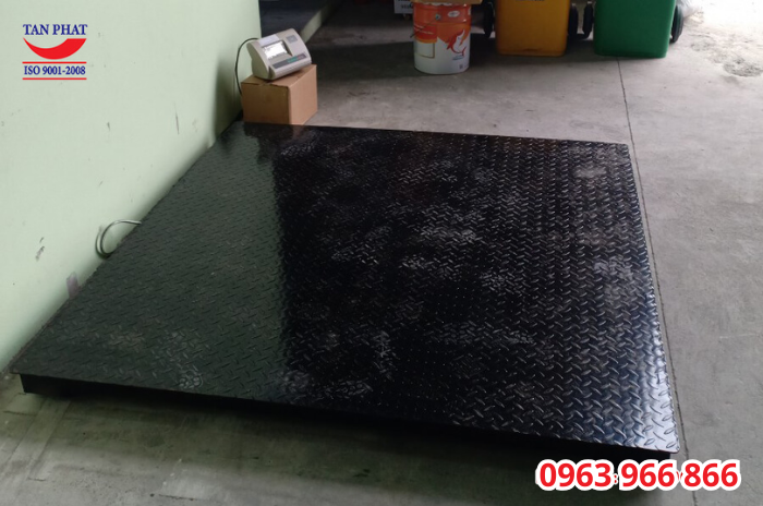 Cân sàn điện tử 3 tấn bàn giao hoàn thiện tại Kiến Xương, Thái Bình