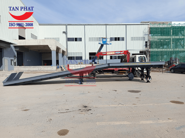 Cầu có kích thước 13.000x2.350mm, đáp ứng nhu cầu sử dụng của khách hàng