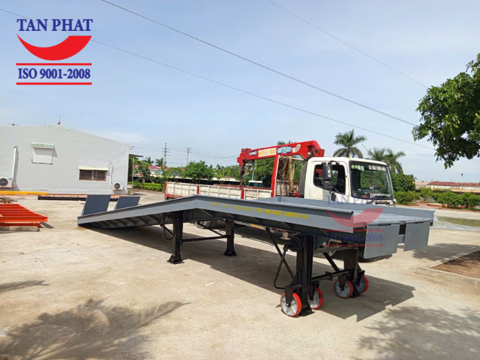 Kết cấu cầu sử dụng dầm U, I đúc, kết nối đan xen tạo độ vững chắc cho cầu dẫn