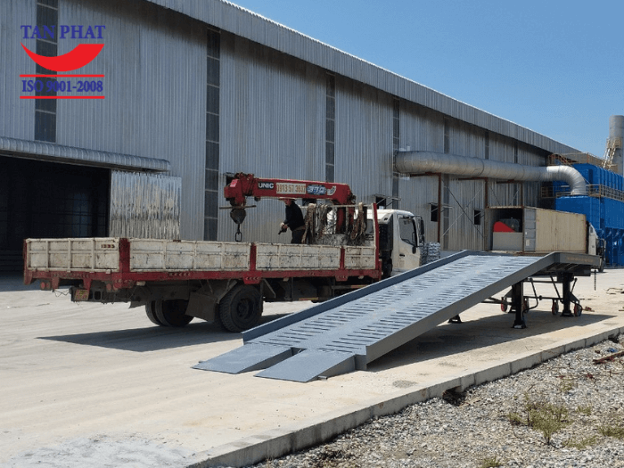 Cầu lên container tải trọng 10 tấn, dài 11m bàn giao tại Hà Nam