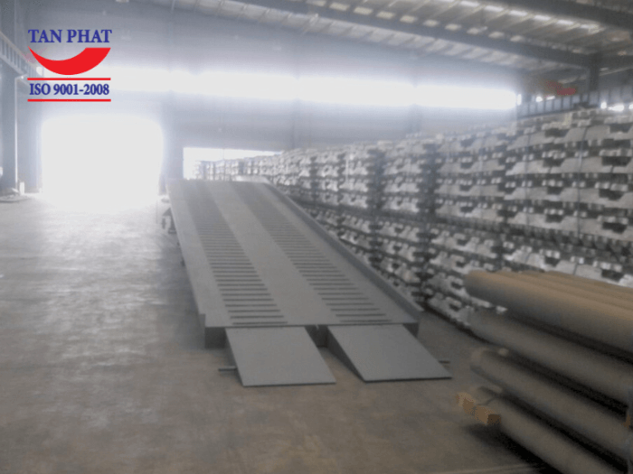 Cầu container 10 tấn dài 14m được thiết kế theo yêu cầu của khách hàng