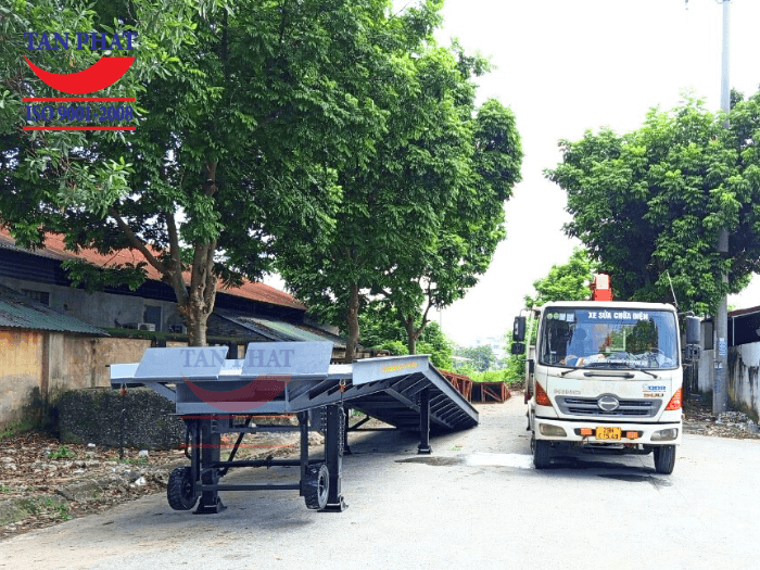Cầu lên container 12 tấn lắp đặt và bàn giao hoàn thiện tại huyện Chương Mỹ, Hà Nội