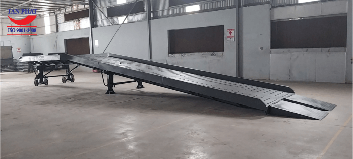 Cầu dẫn xe nâng lên container 8 tấn do Tân Phát thực hiện lắp đặt và bàn giao tại tỉnh Thanh Hóa