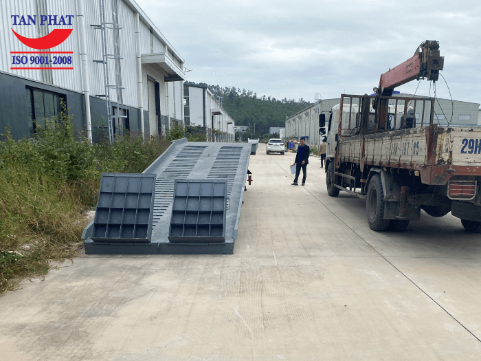 Cầu container 8 tấn, dài 11m do Tân Phát bàn giao tại KCN Bá Thiện 2, tỉnh Vĩnh Phúc