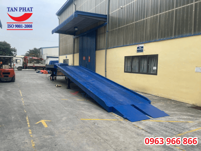 Cầu có kết cấu dầm U, I đúc chắc chắn, đảm bảo độ an toàn cũng như độ bền của sản phẩm