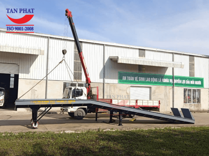 Cầu được vận chuyển và lắp đặt tận nơi cho khách hàng