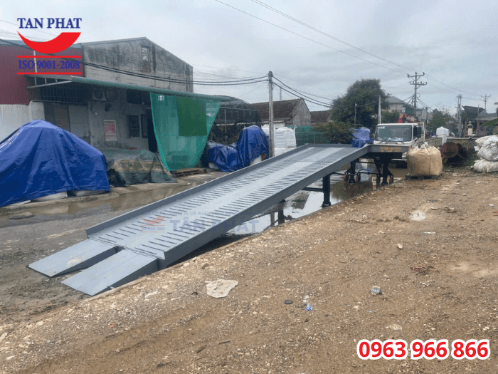 Dự án cầu dẫn xe nâng 10 tấn, dài 13m giao tại tỉnh Nam Định