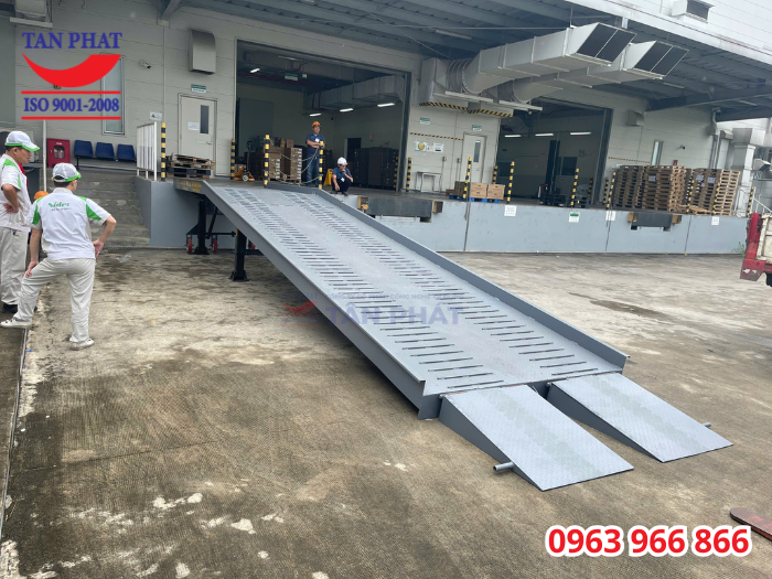 Cầu dẫn sở hữu kết cấu cơ khí vững chắc, dầm thép U, I đúc chất lượng cao nhất thị trường