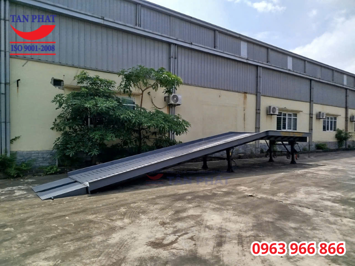 Cầu có kích thước 13x2.35m, đáp ứng nhu cầu sử dụng của khách hàng