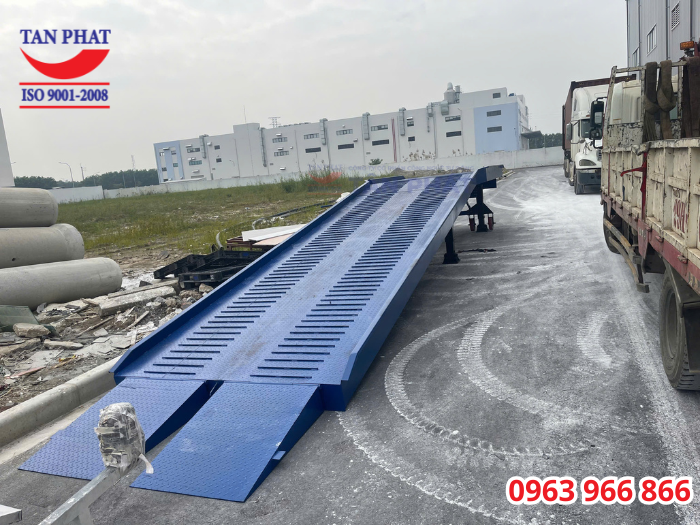 Cầu xe nâng 10 tấn 11m bàn giao hoàn thiện tại Hà Nam