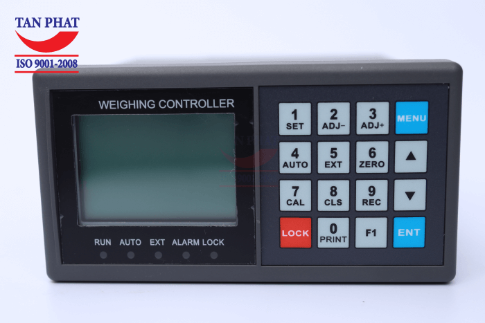 Đầu cân có thiết kế hiện đại, màn hình LCD hiển thị rõ nét kết quả cân