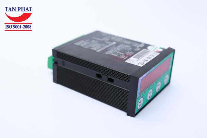 Đầu cân Laumas W100 được sử dụng phổ biến trong hệ thống cân đóng bao, cân bồn, cân mẻ,...