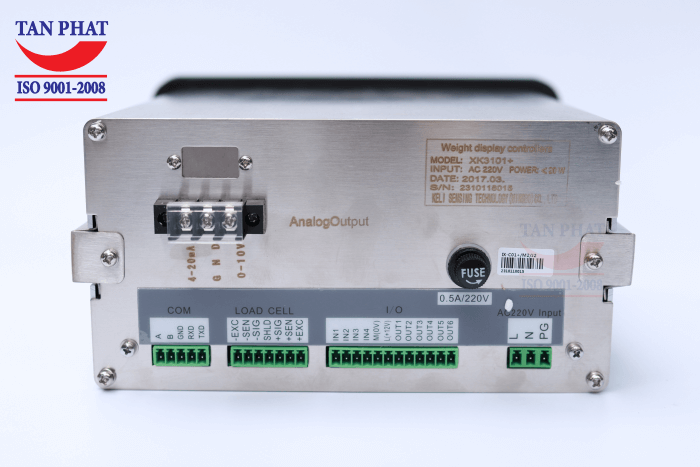 Cổng kết nối đa dạng, cho phép kết nối với các thiết bị ngoại vi như: máy tính, máy in, màn hiển thị phụ,…