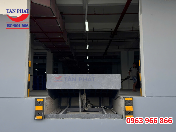 Dock Leveler 12 tấn Nam Định