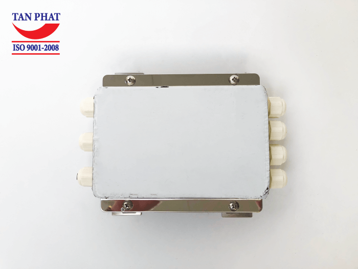 Bộ cộng tín hiệu gồm 6 đầu vào, 1 đầu ra, cho phép kết nối 6 loadcell và 1 đầu cân