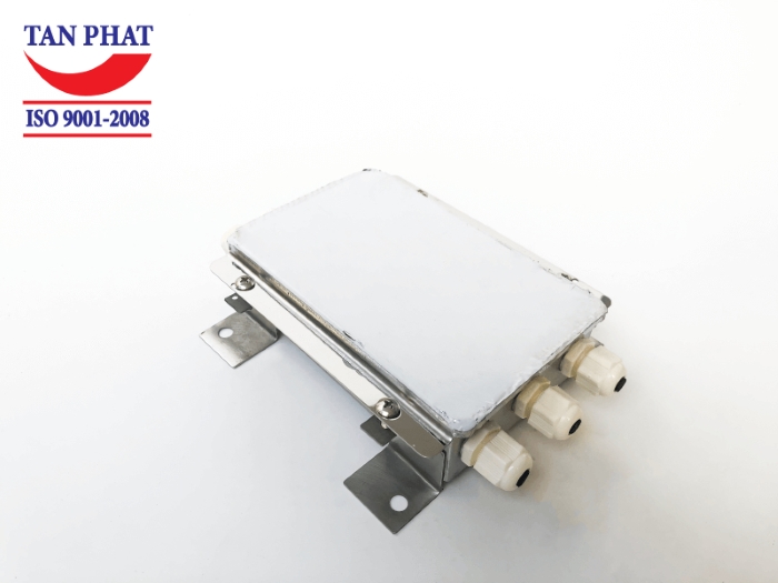 Hộp nối JXHG03-4-D Keli cho phép kết nối 4 loadcell và 1 đầu cân kỹ thuật số. Thiết bị này được sử dụng lắp đặt trong hệ thống cân sàn, cân bàn điện tử, cân đóng bao, cân băng định lượng, cân ô tô và các loại cân điện tử khác sử dụng 4 loadcell kỹ thuật số.