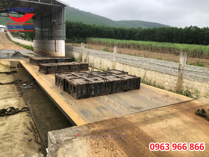 Cân ô tô 60 tấn thực hiện kiểm định lại tại Thạch Thành, Thanh Hóa