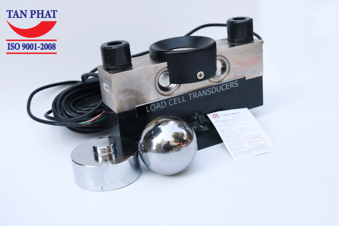 Cảm biến lực có thiết kế dạng cầu bi, chất liệu hợp kim thép chắc chắn, có thể hoạt động ổn định trong mọi điều kiện môi trường.