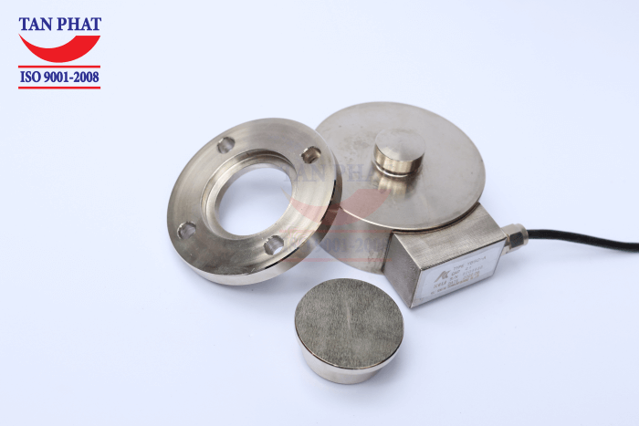 Sản phẩm được cung cấp với đầy đủ phụ kiện đi kèm