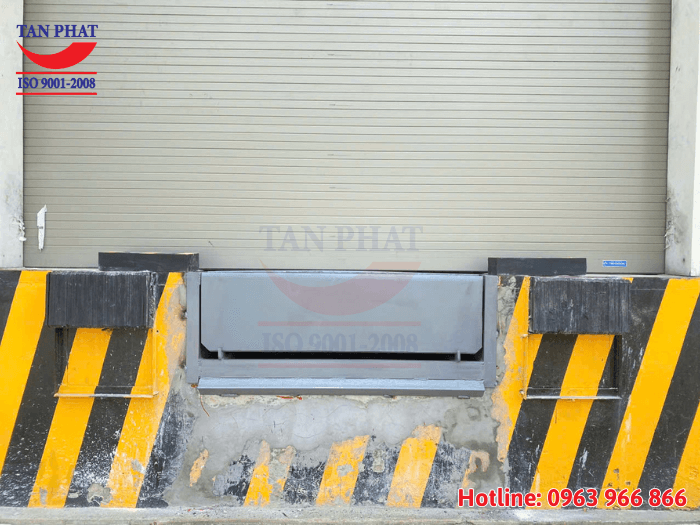 Sàn nâng thủy lực 8 tấn được lắp đặt và bàn giao hoàn thiện tại Bắc Giang