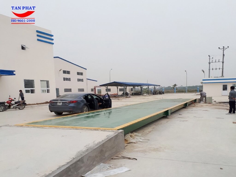 Sau một thời gian sử dụng, cân xe tải có thể bị hỏng hóc từ bên trong hoặc do ngoại lực tác động