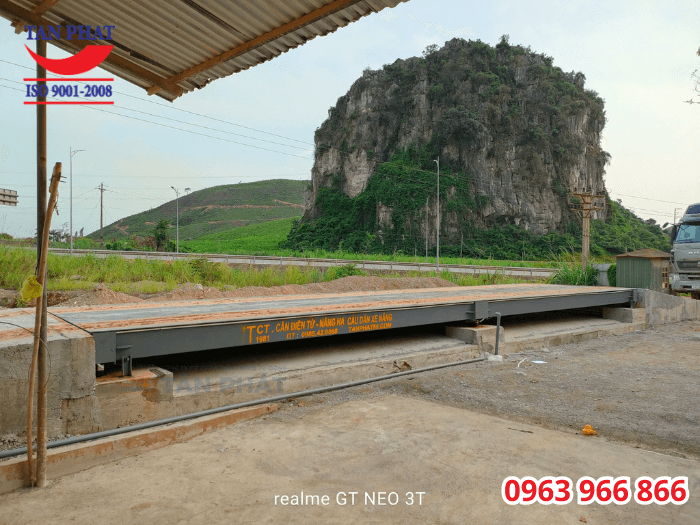 Cân lắp đặt dạng nổi, gồm 2 module thép