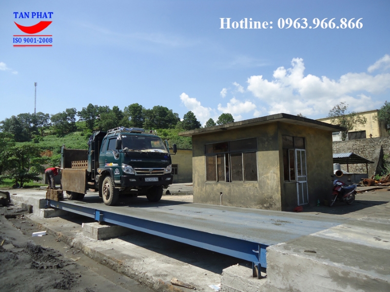 Nên lựa chọn lắp đặt cân nổi để hạn chế tình trạng cân hỏng hóc do ngập nước