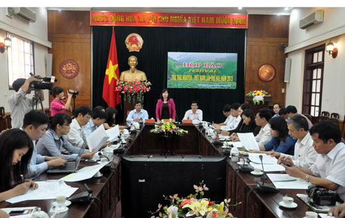 UBND tỉnh: Họp báo Festival Trà lần thứ 3