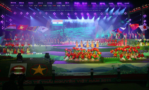 Họp bàn tổ chức cuộc thi Người đẹp xứ trà năm 2013