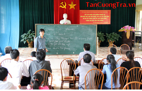 Về Tân Cương xem nông dân học tiếng Anh