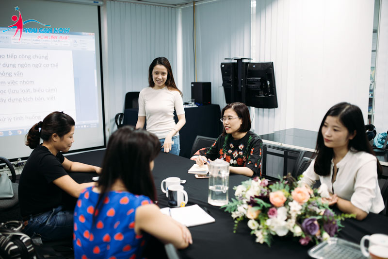 Kết thúc khóa học MC cuối tuần