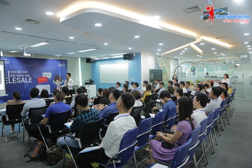 Học kĩ năng telesales miễn phí bởi top trainer tại Việt Nam