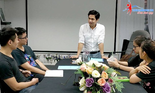 Thế nào là lời dẫn chương trình mô tả ?