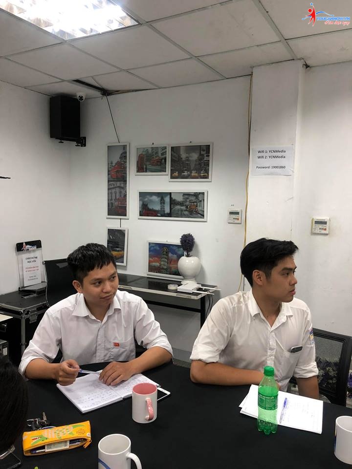 Khóa học giao tiếp thuyết trình K17: Kết thúc khóa học xuất sắc tháng 11