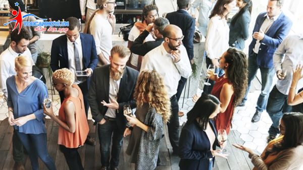 Các bước xác định và phân tích khách hàng mục tiêu cho Marketers