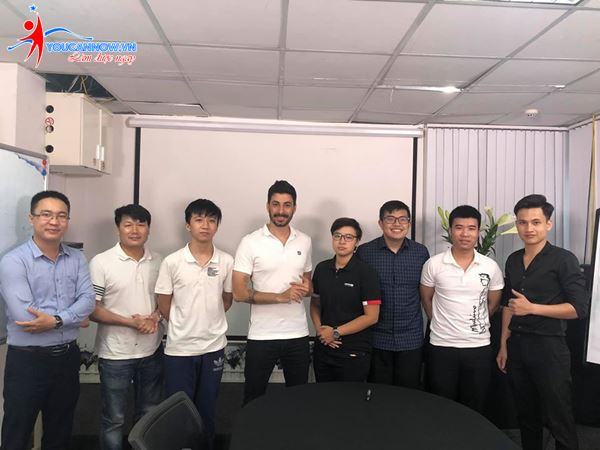 Khóa học Giao tiếp thuyết trình K42: Một hành trình mới được bắt đầu