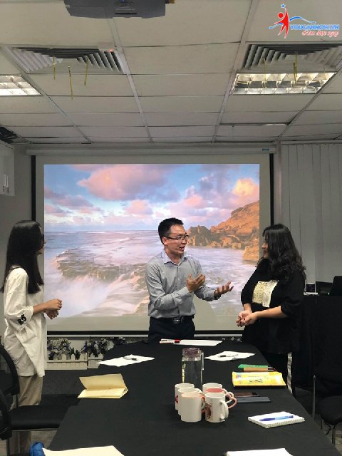 Khóa giao tiếp thuyết trình K34: Khóa học với các gương mặt trẻ đầy tài năng